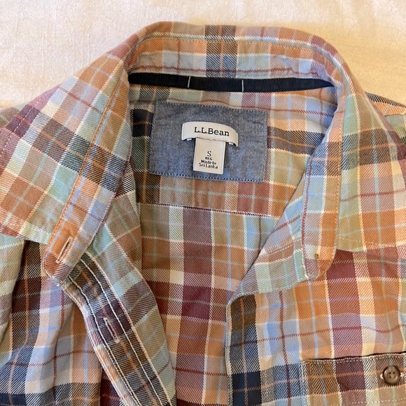 Women L.L. Bean Flannel - Picture 2 of 3